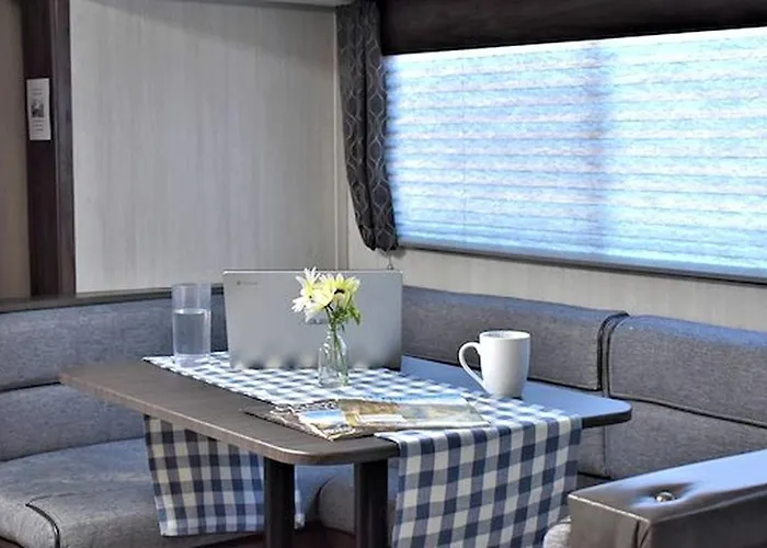 Spacious Family-friendly Rv With Private Deck, Firepit & Fully Equipped Kitchen Near Williams, Arizona