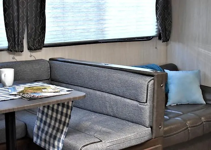 Spacious Family-friendly Rv With Private Deck, Firepit & Fully Equipped Kitchen Near Williams, Arizona Ferienhaus